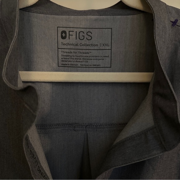 FIGS Rafaela Oversized Graphite Scrub Top Technical Collection - XXL - Picture 3 of 7